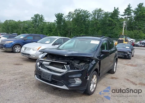 2018 Ford Escape Se из США, поврежденный, VIN 1FMCU9GD3JUC43404